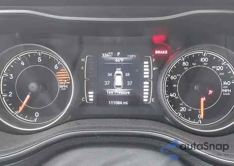 2019 Jeep Cherokee Latitude Plus 4X4 from USA, damaged, VIN 1C4PJMLB0KD310533